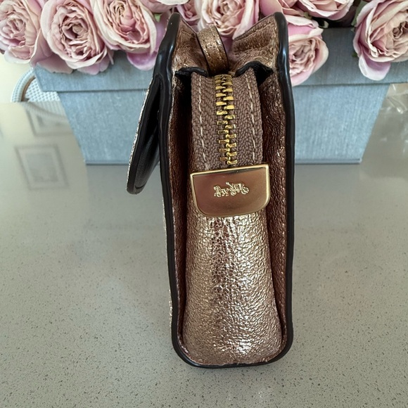 Coach metallic glitter flap clutch like new - Picture 7 of 14